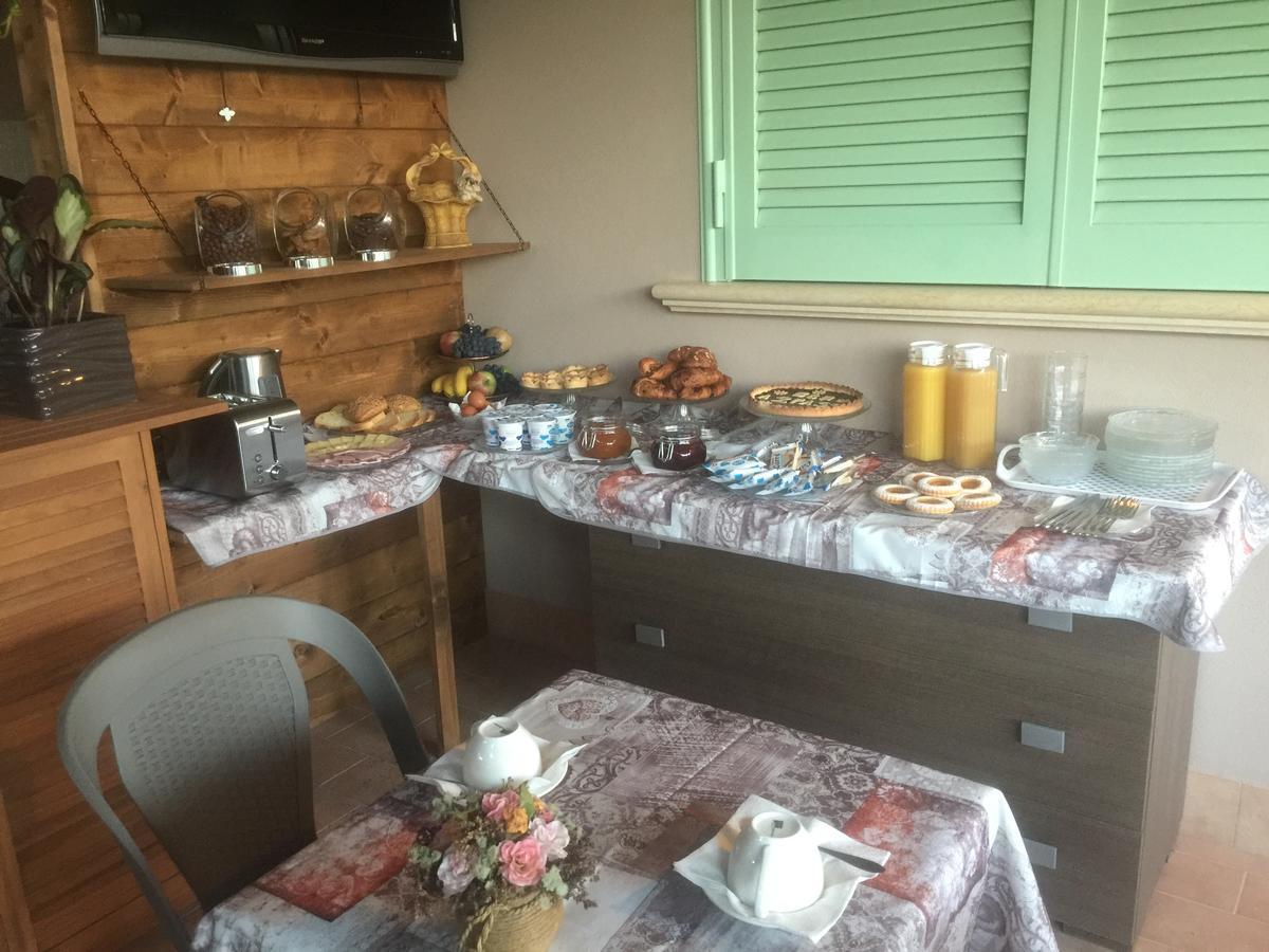 Bba2Passi Bed and Breakfast Marina di Massa Εξωτερικό φωτογραφία