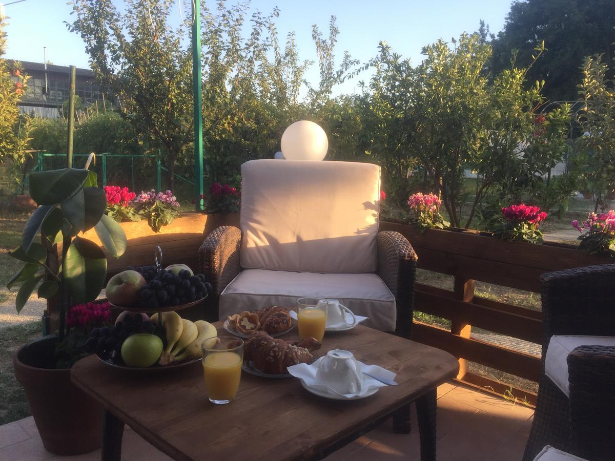 Bba2Passi Bed and Breakfast Marina di Massa Εξωτερικό φωτογραφία