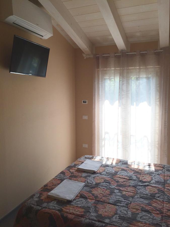 Bba2Passi Bed and Breakfast Marina di Massa Εξωτερικό φωτογραφία