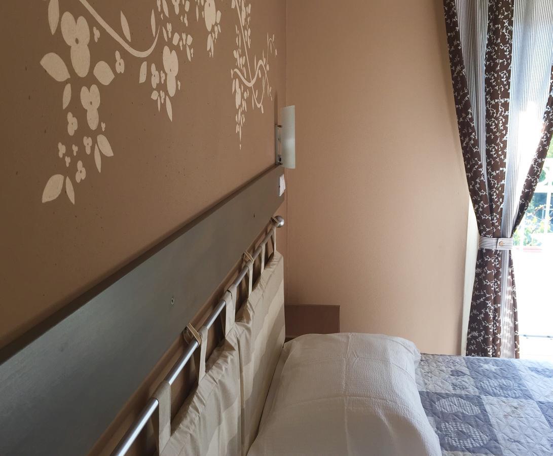 Bba2Passi Bed and Breakfast Marina di Massa Εξωτερικό φωτογραφία