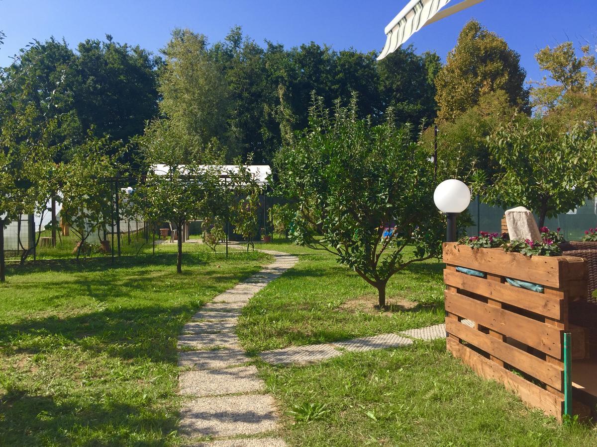 Bba2Passi Bed and Breakfast Marina di Massa Εξωτερικό φωτογραφία
