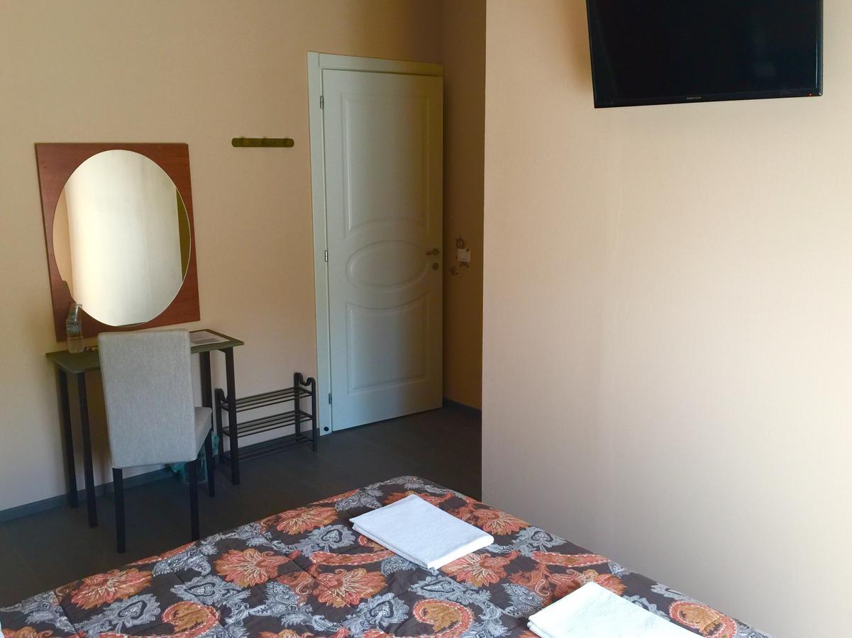 Bba2Passi Bed and Breakfast Marina di Massa Εξωτερικό φωτογραφία